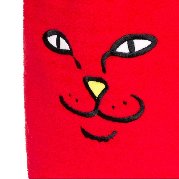 LORD DEVIL FLUFFY TOTE (RED) - Picture 5 of 7